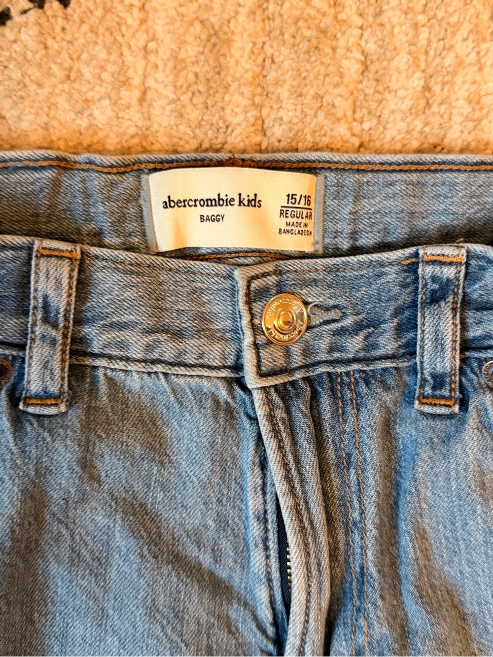 Abercrombie Kids Light Blue Baggy Jeans -  Boys 15/16 - Picture 2 of 4